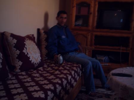 ahmed dans la  maison
