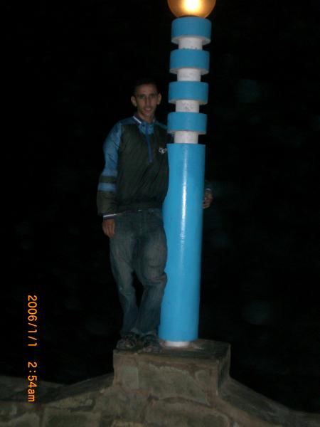 --------------------------------